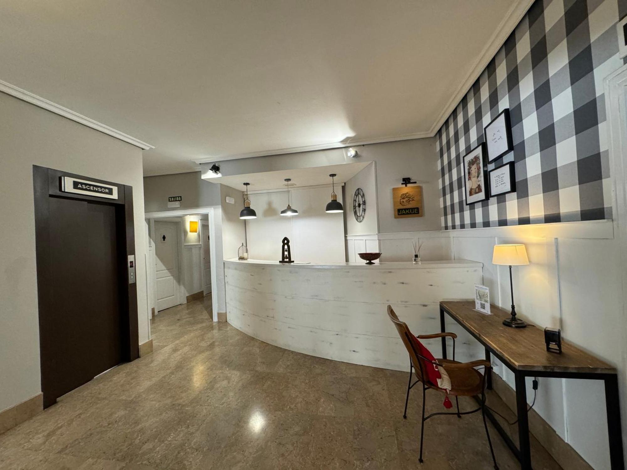 Hotel Jakue Puente la Reina Zewnętrze zdjęcie