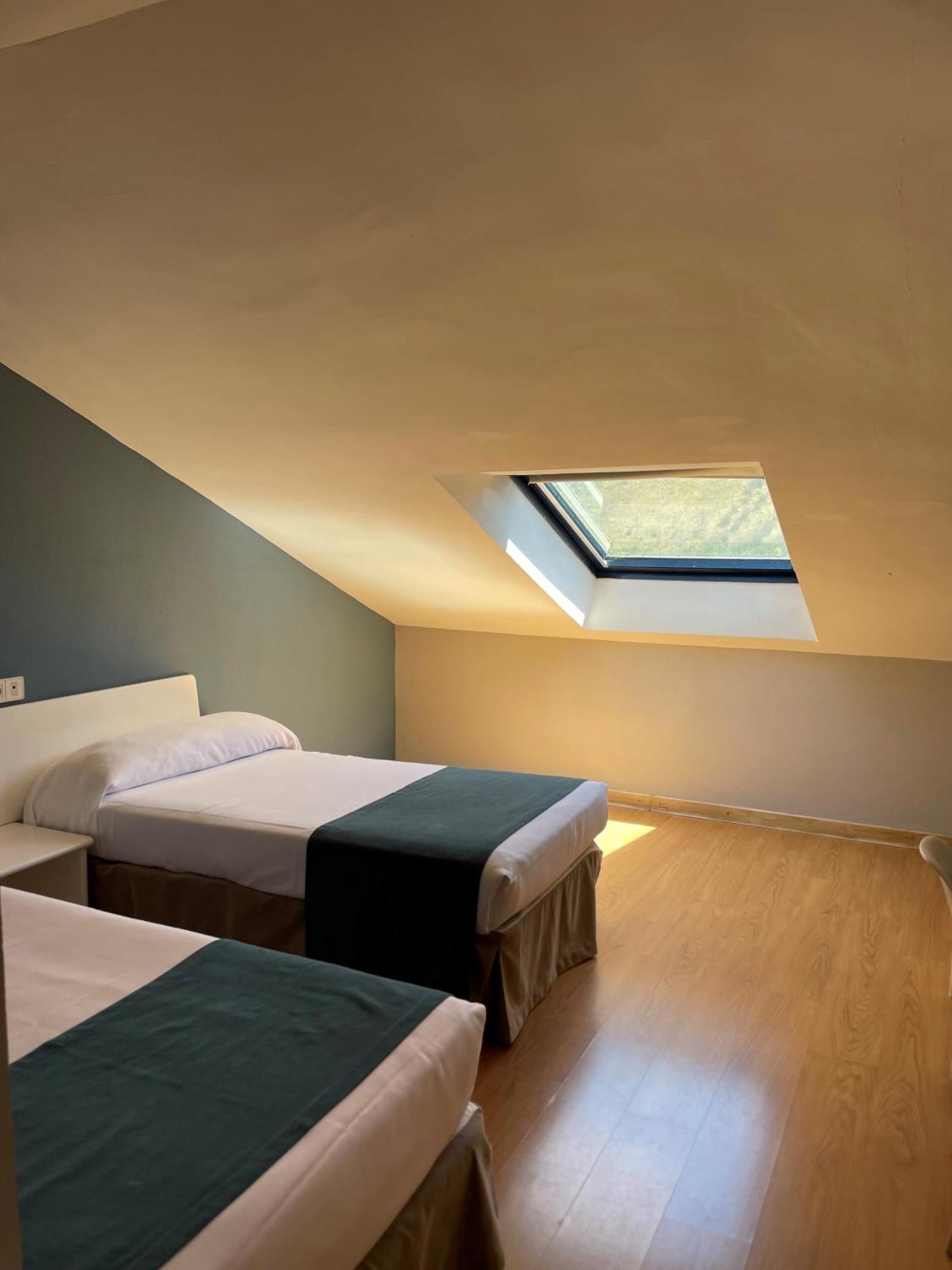 Hotel Jakue Puente la Reina Zewnętrze zdjęcie