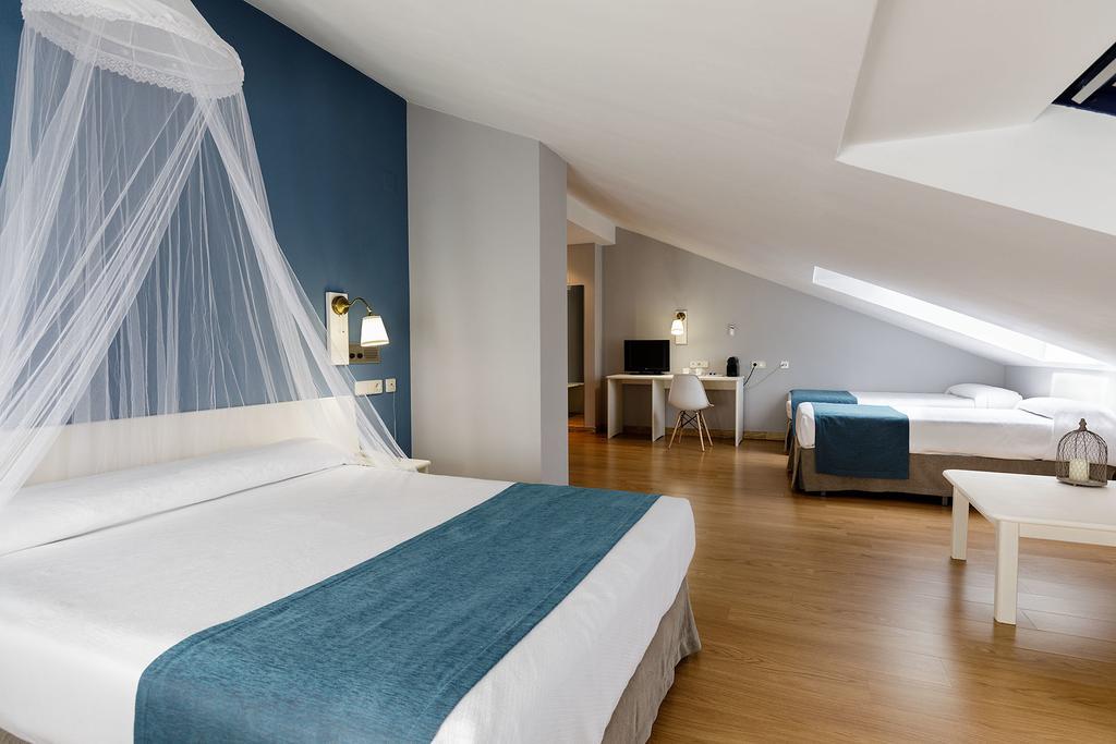 Hotel Jakue Puente la Reina Zewnętrze zdjęcie