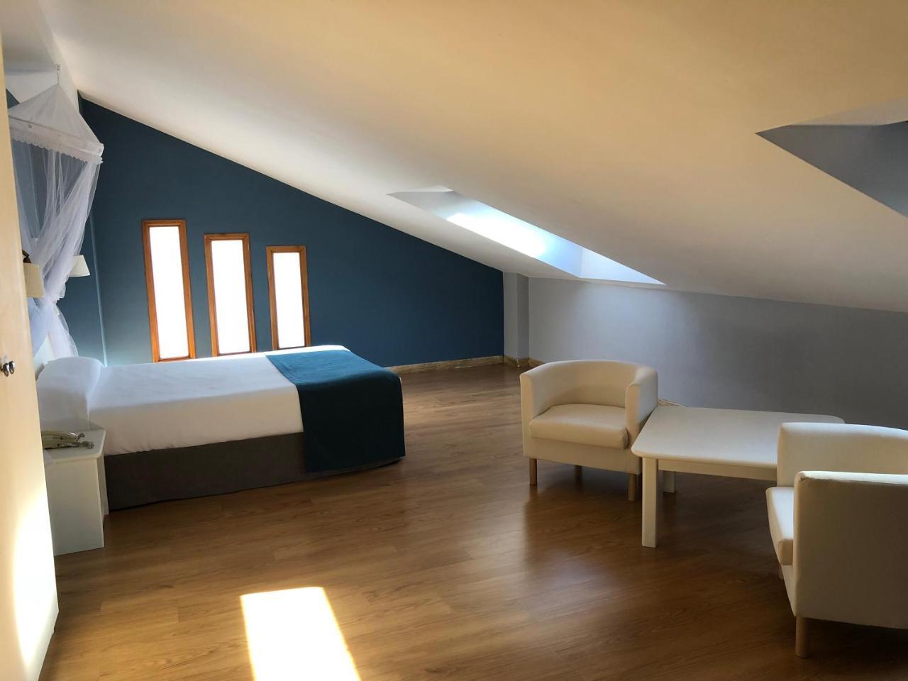 Hotel Jakue Puente la Reina Zewnętrze zdjęcie