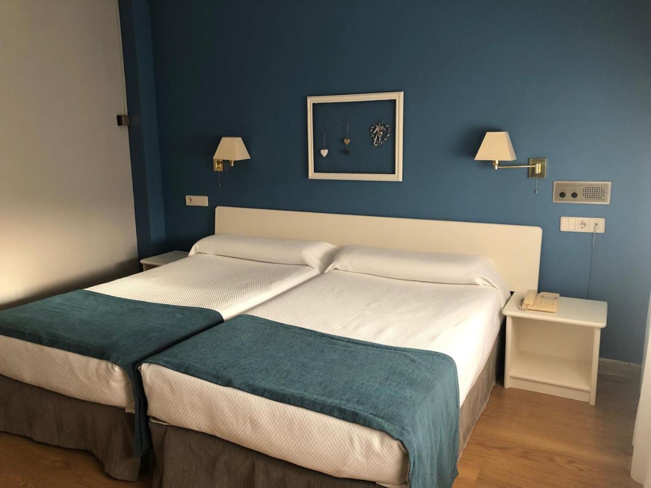Hotel Jakue Puente la Reina Zewnętrze zdjęcie